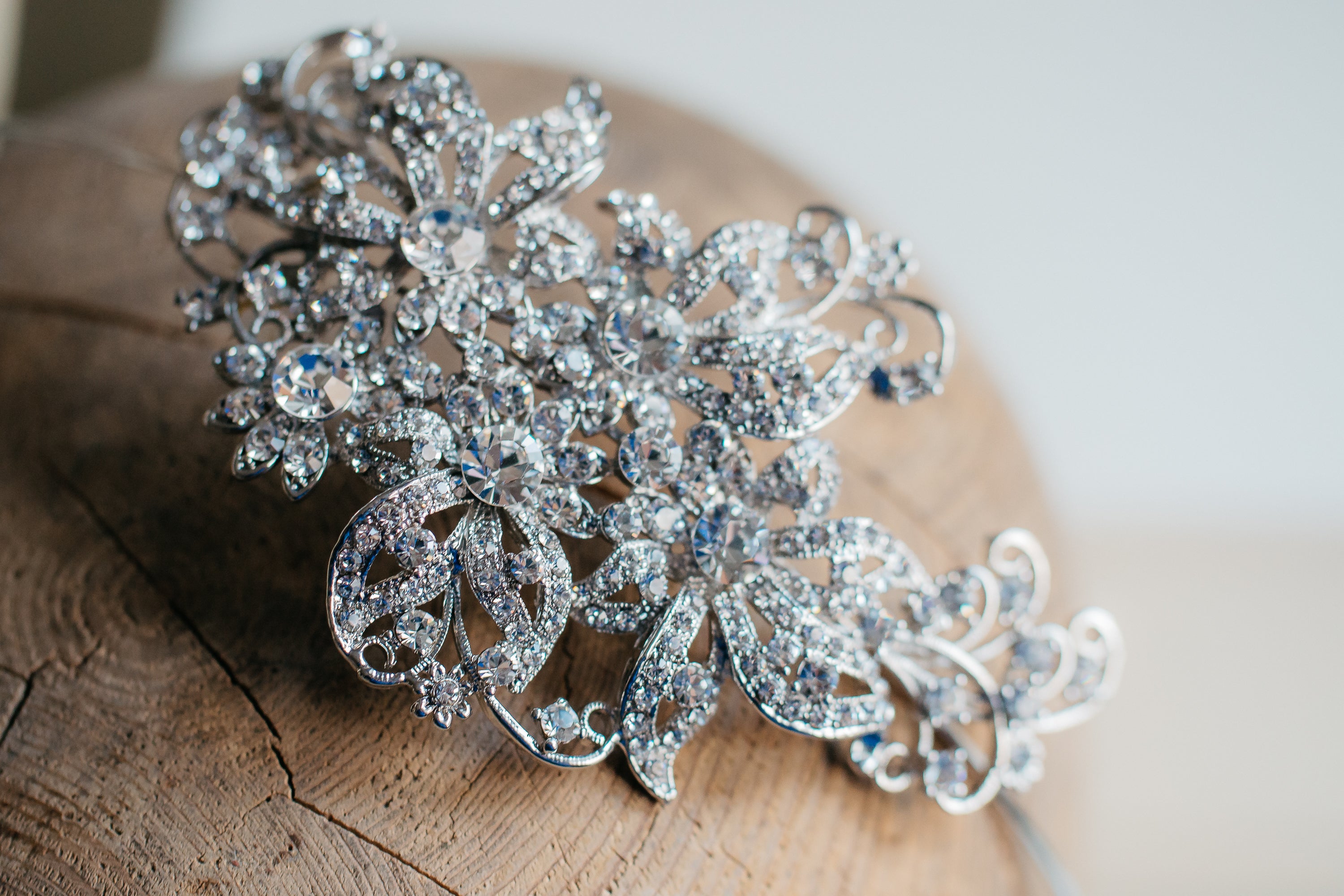 Vintage tyylinen kristalli tiara - Ninka Design